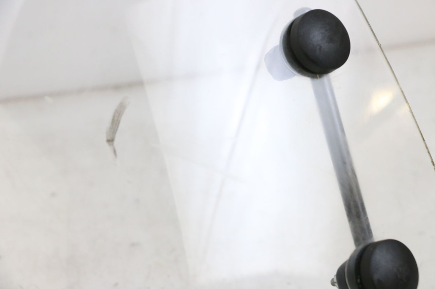 photo de Parabrisas BEELINE VELOCE 4T 50 (2011 - 2020) - Primer plano técnico