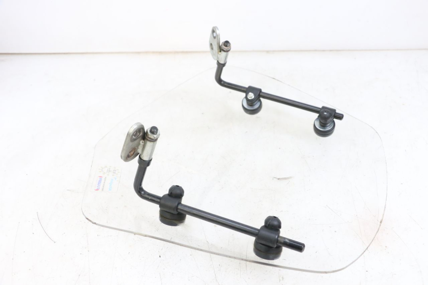 photo de Parabrisas BEELINE VELOCE 4T 50 (2011 - 2020) - Estado de la superficie y material