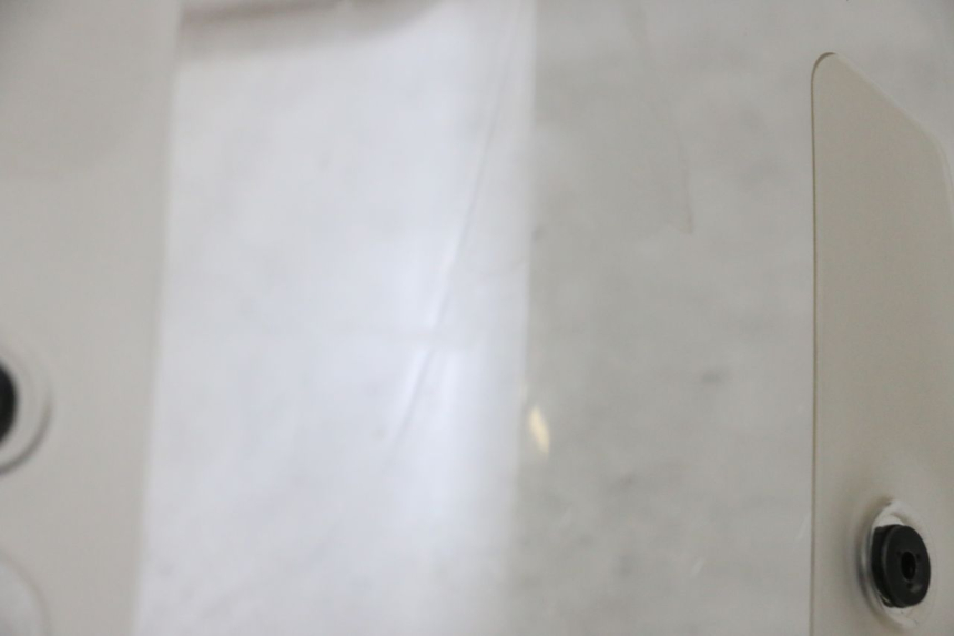 photo de PARABRISAS KAWASAKI VERSYS ABS 650 (2015 - 2018) - Detalles de los puntos de fijación