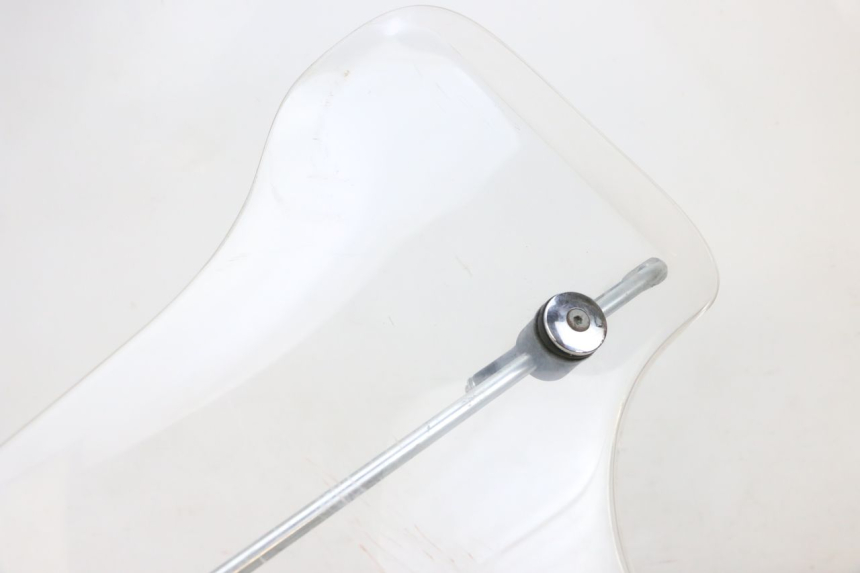 photo de PARABRISAS PIAGGIO VESPA GTS SUPER IE 125 (2009 - 2016) - Detalle de la pieza