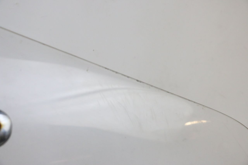 photo de PARABRISAS PIAGGIO VESPA GTS SUPER IE 125 (2009 - 2016) - Vista principal