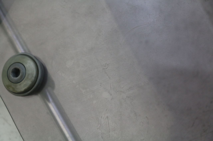 photo de PARABRISAS PIAGGIO VESPA SPRINT 2T 50 (2014 - 2018) - Otra vista del artículo