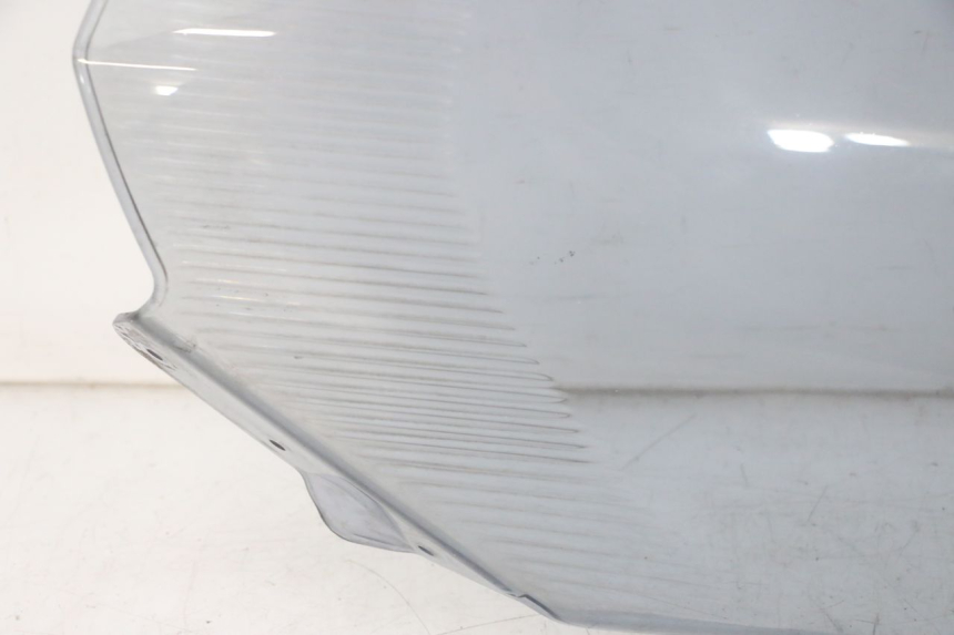 photo de PARABRISAS YAMAHA X-MAX XMAX 125 (2010 - 2013) - Primer plano de alta resolución