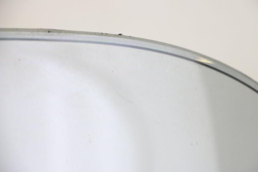 photo de PARABRISAS YAMAHA X-MAX XMAX 125 (2010 - 2013) - Primer plano técnico