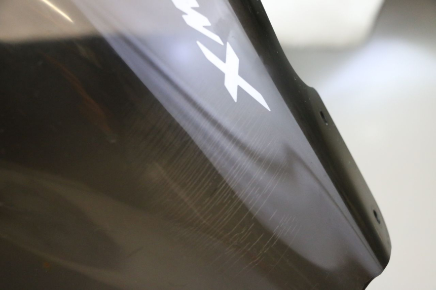 photo de PARABRISAS YAMAHA X-MAX XMAX 125 (2010 - 2013) - Primer plano técnico