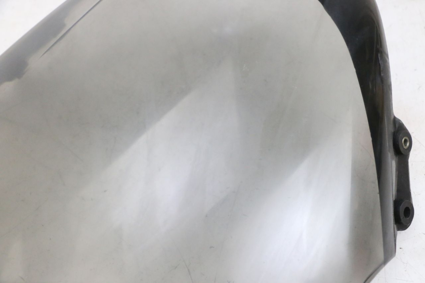 photo de PARABRISAS PIAGGIO X8 125 (2004 - 2007) - Primer plano técnico