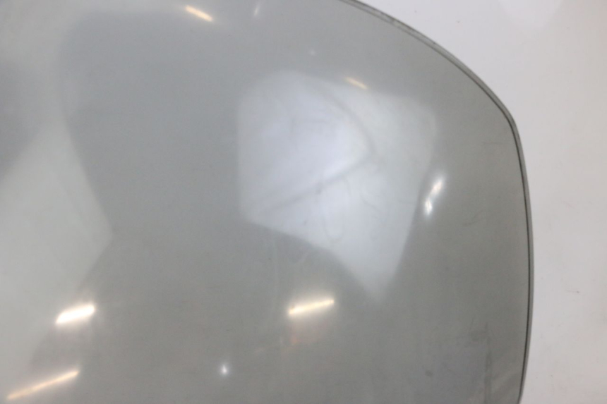 photo de PARABRISAS PIAGGIO X8 125 (2004 - 2007) - Zoom estado de uso