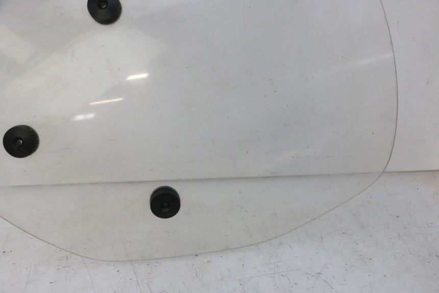 photo de PARABRISAS PIAGGIO X9 EVOLUTION 125 (2003 - 2007) - Detalle de la pieza