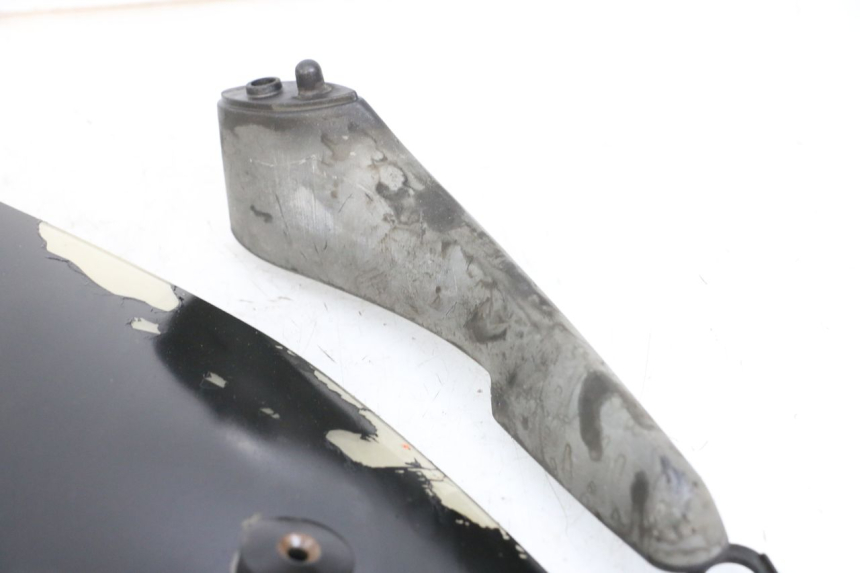 photo de PARABRISAS PIAGGIO X9 125 (2000 - 2003) - Estado de la superficie y material