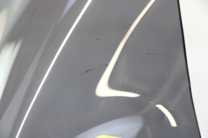 photo de PARABRISAS YAMAHA XJR 1300 (1998 - 2002) - Zoom sobre los componentes