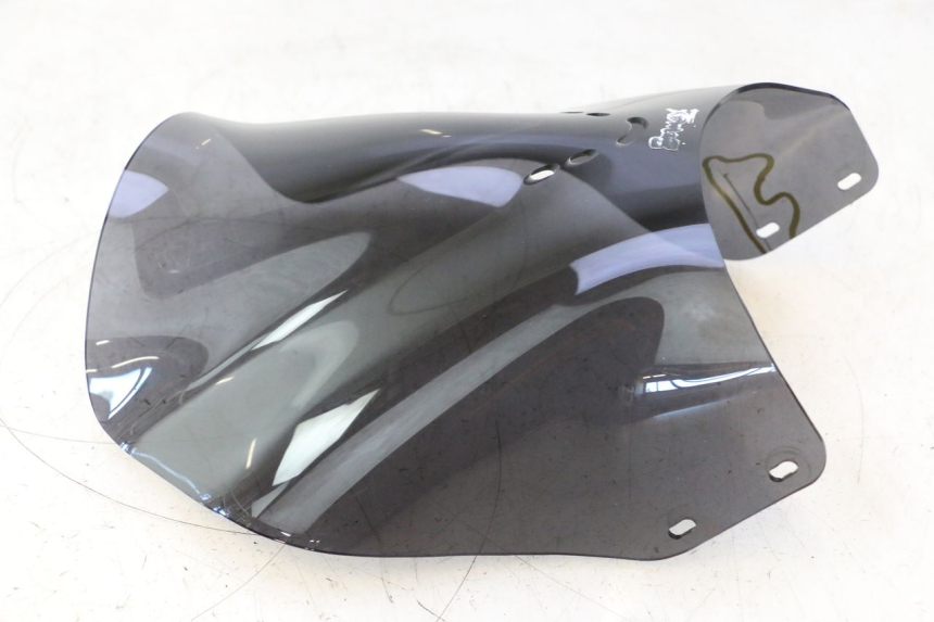 photo de PARABRISAS YAMAHA XJR 1300 (1998 - 2002) - Primer plano técnico