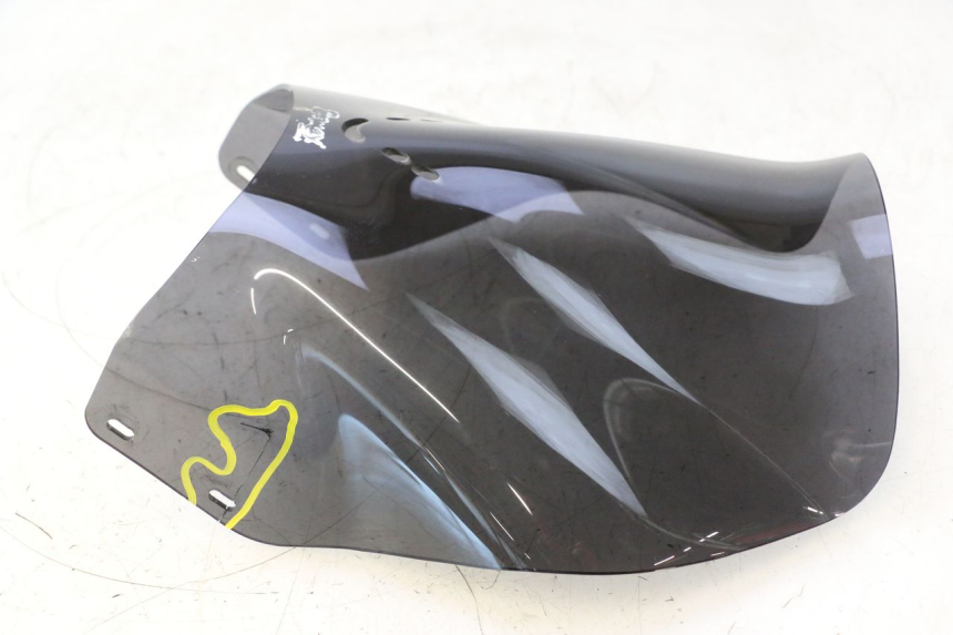 photo de PARABRISAS YAMAHA XJR 1300 (1998 - 2002) - Detalles de los puntos de fijación