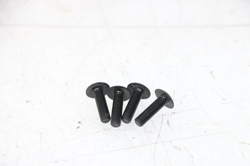 photo de PARABRISAS YAMAHA TRACER 7 700 (2020 - 2024) - Marcados y referencias originales