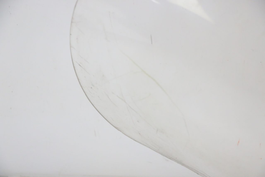 photo de PARABRISAS YAMAHA YP MAJESTY 125 (1998 - 2001) - Inspección visual detallada
