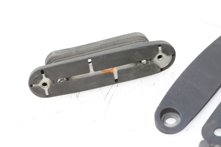 photo de PARABRISAS YAMAHA YP MAJESTY 125 (1998 - 2001) - Otra perspectiva