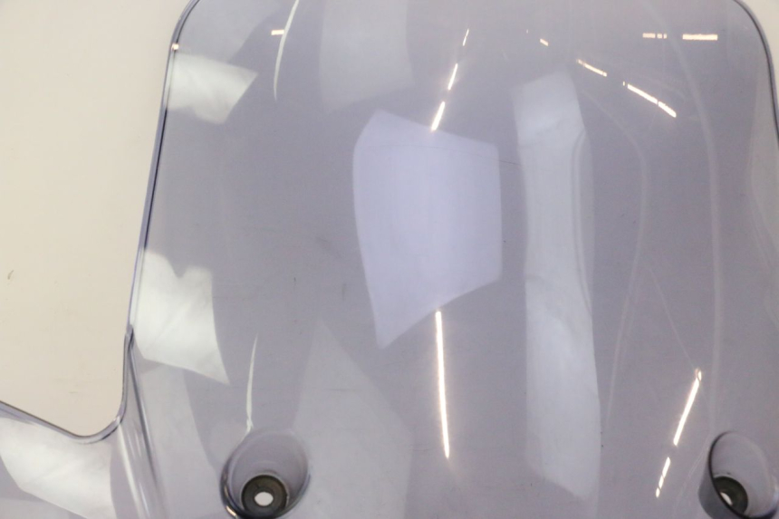 photo de PARABRISAS YAMAHA YP MAJESTY 125 (2002 - 2006) - Estado de la superficie y material
