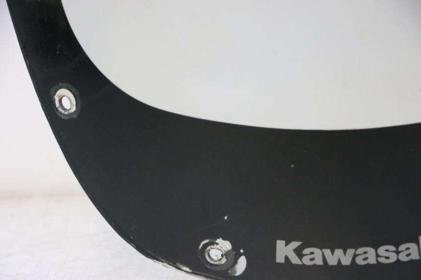 photo de PARABRISAS KAWASAKI ZX-6R ZX6R 600 (1995 - 1997) - Enfoque en la estructura
