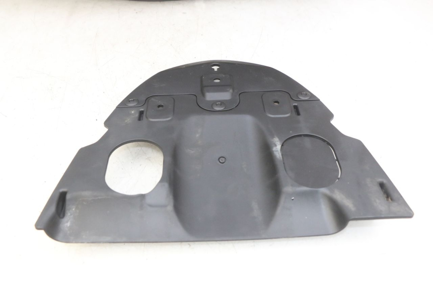 photo de PASO DE RUEDA TRASERO KYMCO AGILITY 16+ 4T 50 (2018 - 2023) - Zoom estado de uso