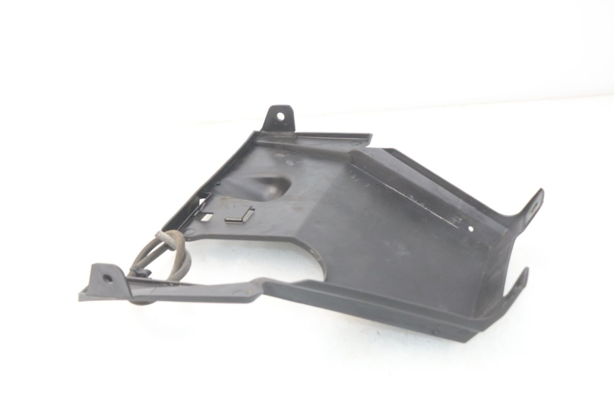 photo de PASO DE RUEDA TRASERO KYMCO AGILITY 4T 50 (2018 - 2022) - Primer plano técnico