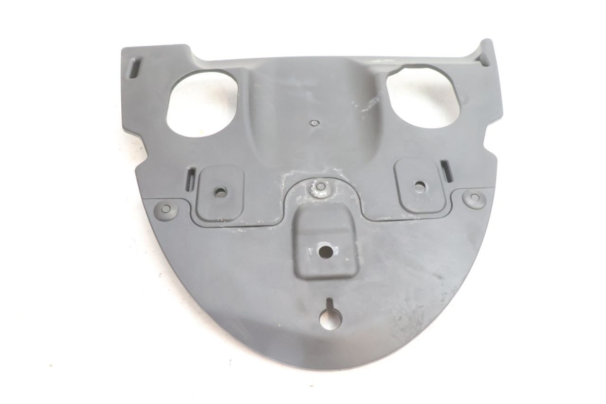 photo de PASE RUEDA TRASERO KYMCO AGILITY CITY 16P 125 (2015 - 2024) - Primer plano técnico