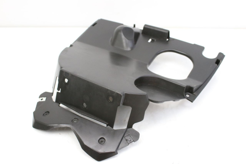 photo de PASO DE RUEDA TRASERO KYMCO AGILITY NAKED RENOUVO 4T 50 (2018 - 2020) - Zoom estado de uso