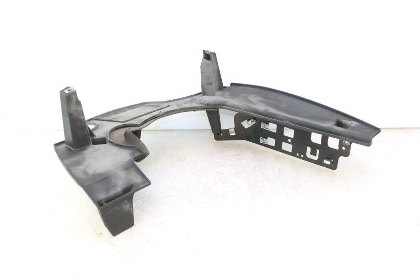 photo de PASE RUEDA TRASERO APRILIA ATLANTIC S 125 (2010 - 2013) - Primer plano técnico
