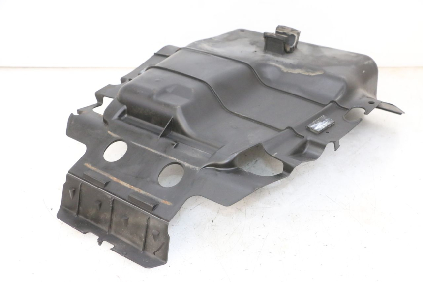 photo de PASO RUEDA TRASERA SUZUKI BURGMAN 650 (2013 - 2020) - Zoom estado de uso