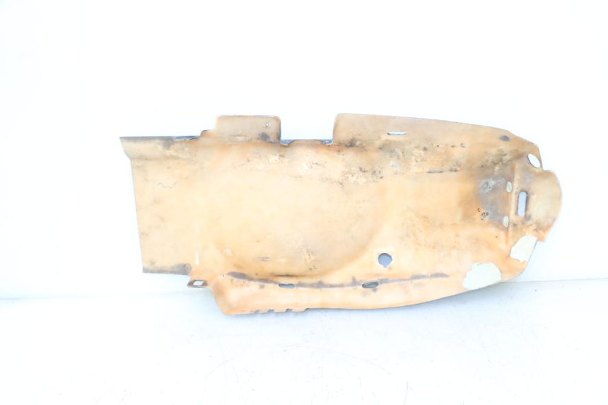 photo de PASE RUEDA TRASERO HONDA CB F HORNET 600 (2005 - 2006) - Estado de la superficie y material