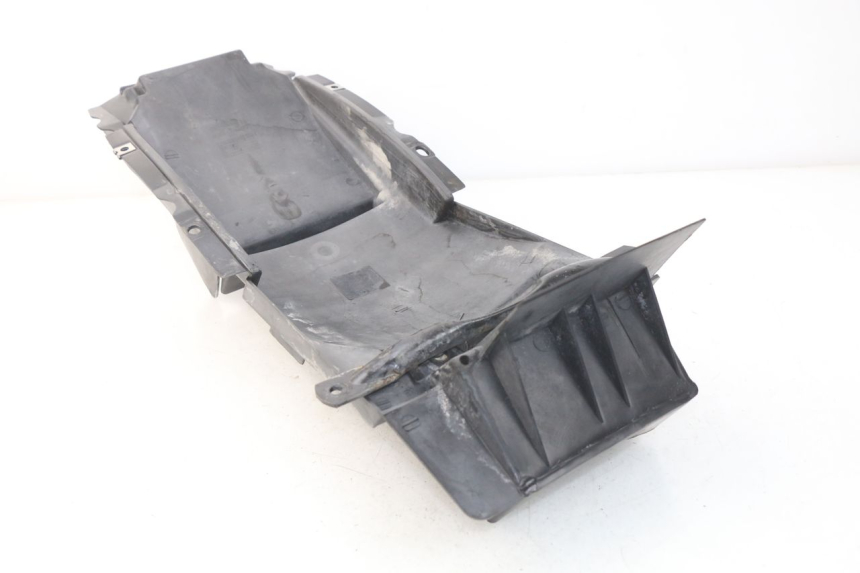 photo de PASE RUEDA TRASERO HYOSUNG COMET GTR 125 (2007 - 2014) - Otra perspectiva