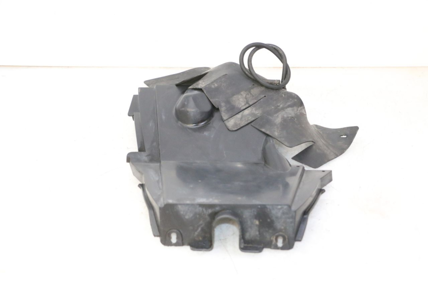 photo de PASE RUEDA TRASERO SYM CROX 4T 50 (2016 - 2023) - Primer plano técnico