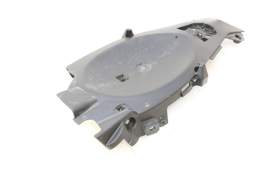 photo de PASO RUEDA TRASERA KAWASAKI ER-6 ER6 F ABS 650 (2012 - 2016) - Primer plano técnico