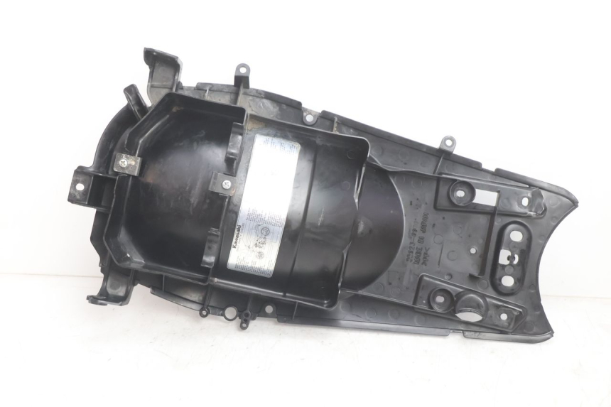 photo de PASE RUEDA TRASERO KAWASAKI ER-6 ER6 N 650 (2005 - 2009) - Primer plano técnico