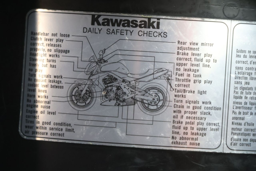photo de PASE RUEDA TRASERO KAWASAKI ER-6 ER6 N 650 (2005 - 2009) - Vista general del producto