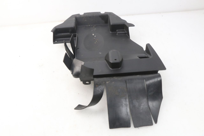 photo de PASE RUEDA TRASERO SYM FIDDLE 3 III 50 (2014 - 2020) - Detalle de la pieza