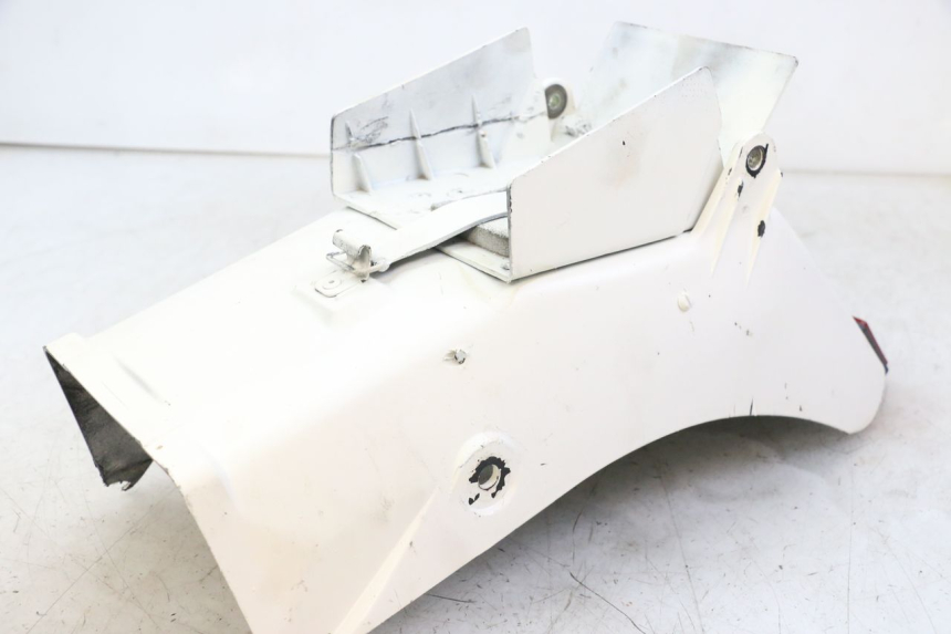 photo de PASE RUEDA TRASERO YAMAHA FJ 36Y 1100 (1984 - 1985) - Primer plano técnico