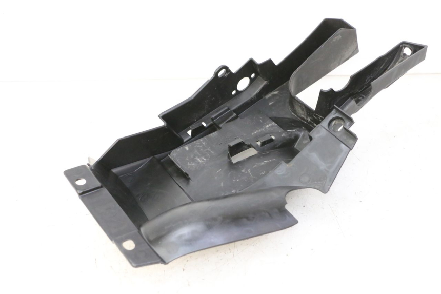 photo de PASE RUEDA TRASERO YAMAHA FZ6 FAZER S2 600 (2007 - 2011) - Primer plano técnico