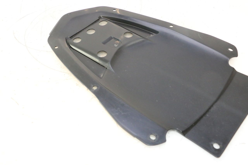 photo de PASE RUEDA TRASERO YAMAHA FZ8 800 (2010 - 2016) - Detalles de los puntos de fijación