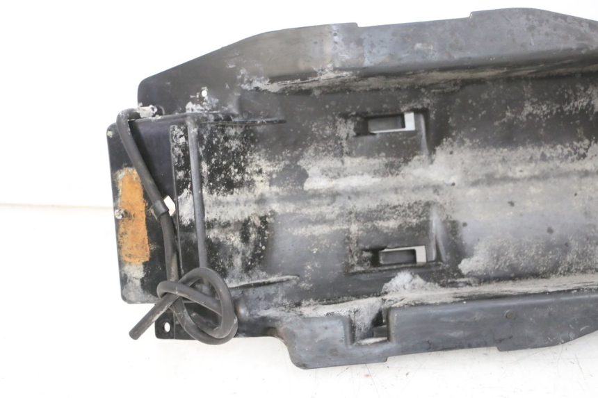 photo de PASE RUEDA TRASERO KAWASAKI GPX R WARBIRD 600 (1988 - 1993) - Primer plano técnico