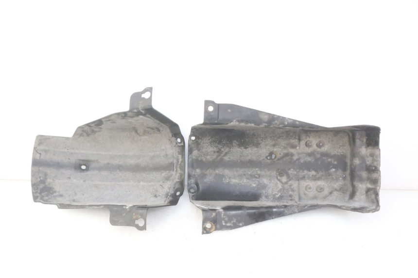 photo de PASO DE RUEDA TRASERO SUZUKI GSX-F GSX  F 1100 (1988 - 1994) - Otra perspectiva