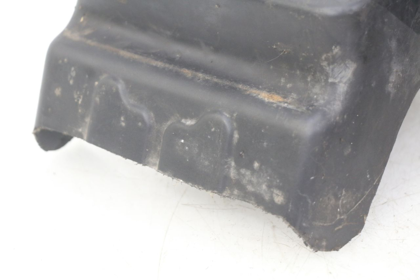 photo de PASO DE RUEDA TRASERO SUZUKI GSX-F GSX  F 1100 (1988 - 1994) - Estado de la superficie y material