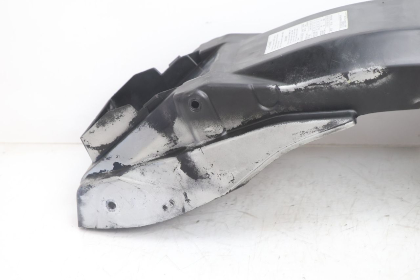photo de PASE RUEDA TRASERO SUZUKI GSX F GSXF 750 (1988 - 1998) - Detalles de los puntos de fijación