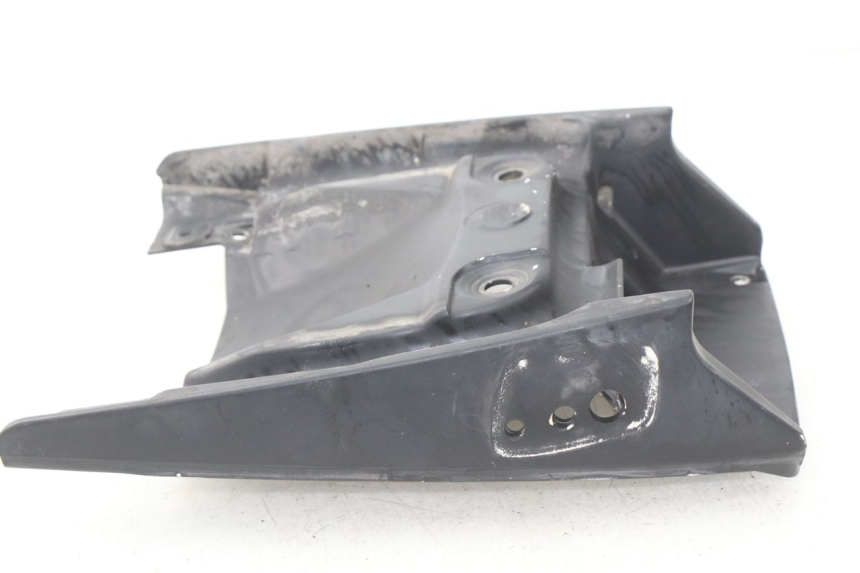 photo de PASE RUEDA TRASERO BMW K100 1000 (1982 - 1990) - Primer plano técnico