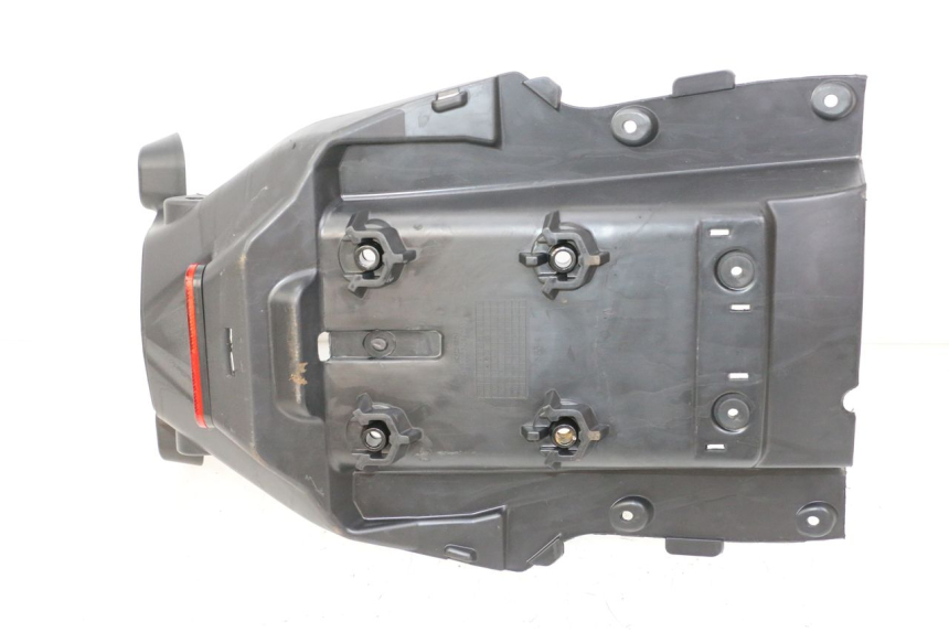 photo de PASE RUEDA TRASERO KIDEN KD125-G 125 (2018 - 2022) - Primer plano técnico