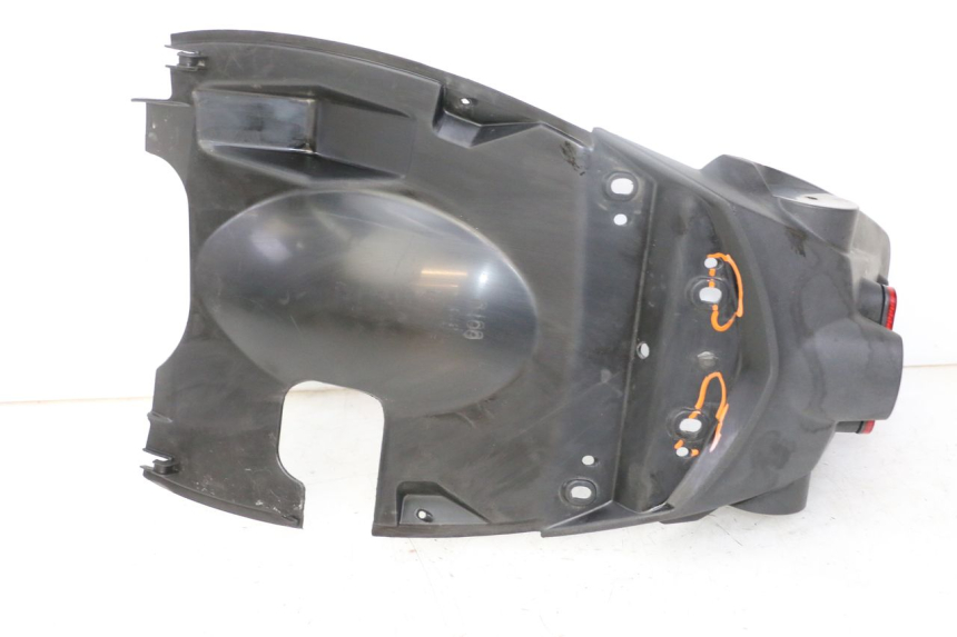 photo de PASO DE RUEDA TRASERO PEUGEOT KISBEE 4T 50 (2018 - 2022) - Primer plano técnico