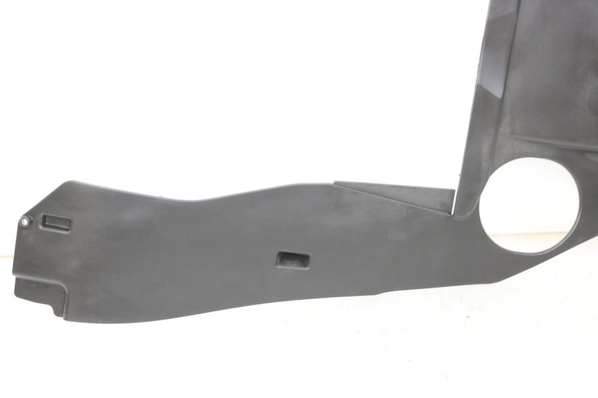 photo de PASO DE RUEDA TRASERO KYMCO X-TOWN XTOWN 125 (2016 - 2021) - Primer plano técnico