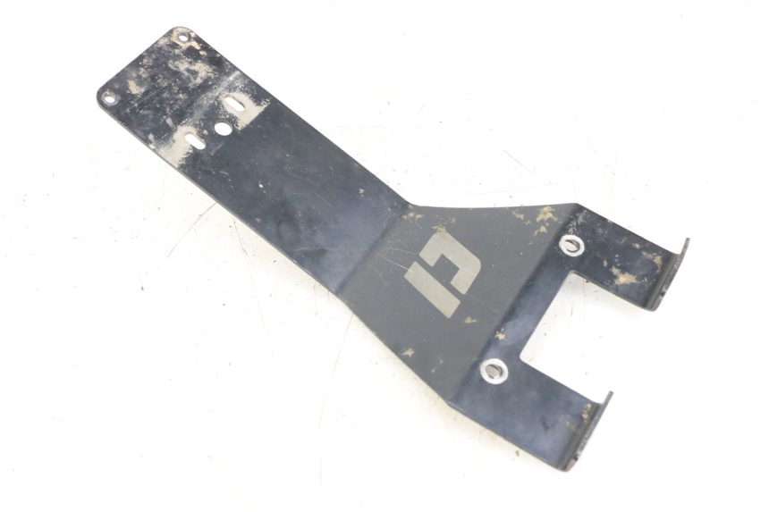 photo de PASE RUEDA TRASERO RIEJU MRT 50 (2018 - 2021) - Otra perspectiva