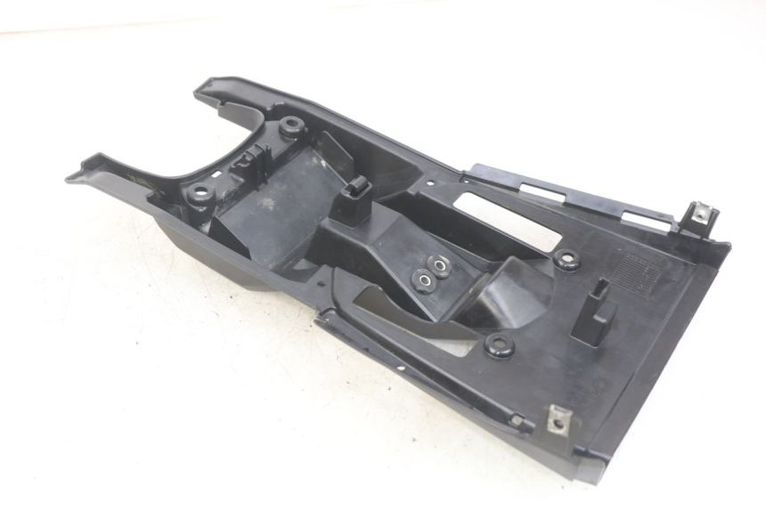 photo de PASO DE RUEDA TRASERO YAMAHA MT ABS 125 (2014 - 2018) - Detalle de la pieza