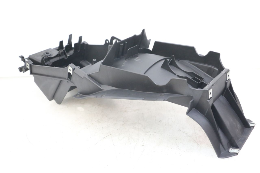 photo de PASE RUEDA TRASERO MOTO GUZZI NORGE 8V GT 1200 (2011 - 2016) - Vista principal