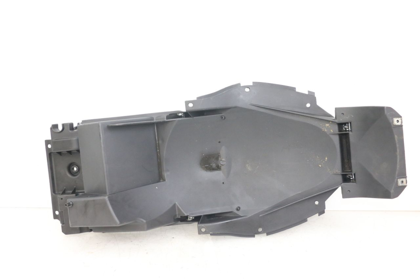 photo de PASE RUEDA TRASERO MOTO GUZZI NORGE 8V GT 1200 (2011 - 2016) - Detalle de la pieza