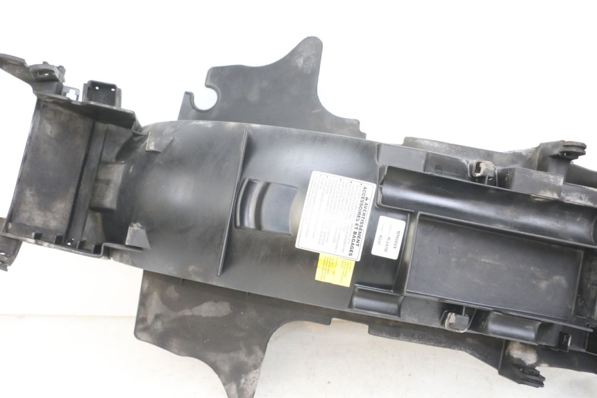 photo de PASO DE RUEDA TRASERO HONDA NTV DEAUVILLE 650 (1998 - 2001) - Características distintivas